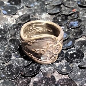 Spoon Ring Approx Size 6 Floral Silver-Tone